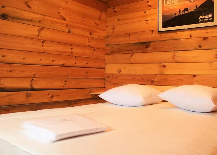 Estive לינה וארוחת בוקר Saint-Ybars